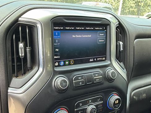 Used 2021 Chevrolet Silverado 1500 RST AWD/4WD image 11