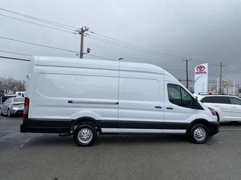 Used 2023 Ford Transit 250 148 High Roof Extended AWD image 10