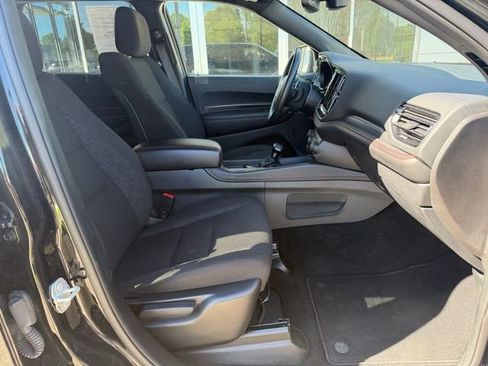 Used 2023 Dodge Durango GT AWD/4WD image 16