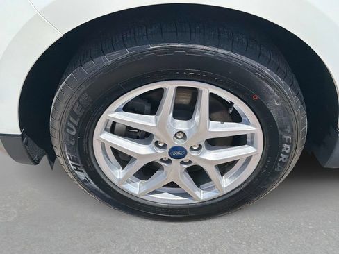 Used 2022 Ford Edge SEL w/ Convenience Package AWD/4WD image 12