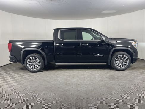 Used 2024 GMC Sierra 1500 Denali w/ Denali Reserve Package image 27