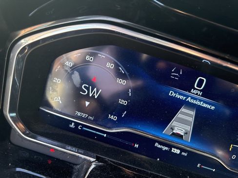 Used 2024 Chevrolet Silverado 3500 High Country w/ High Country Premium Package image 8