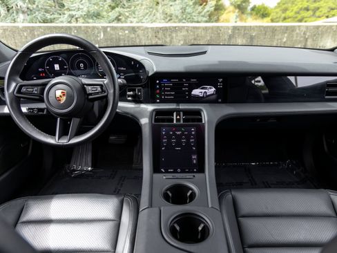 Certified 2022 Porsche Taycan 4 Cross Turismo AWD/4WD image 38