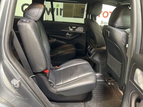 Used 2020 Mercedes-Benz GLS 450 4MATIC image 17