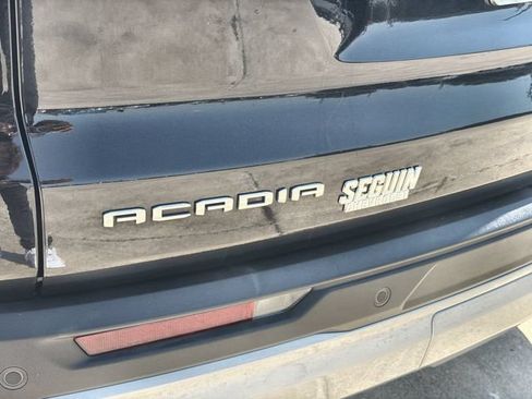Certified 2026 GMC Acadia Elevation w/ Elevation Premium Package FWD image 31