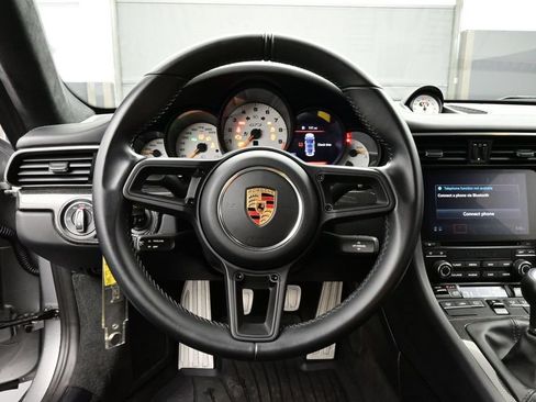 Used 2018 Porsche 911 GT3 RWD image 8