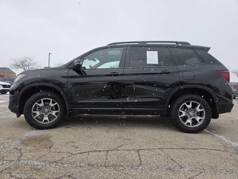 Certified 2023 Honda Passport TrailSport image 17