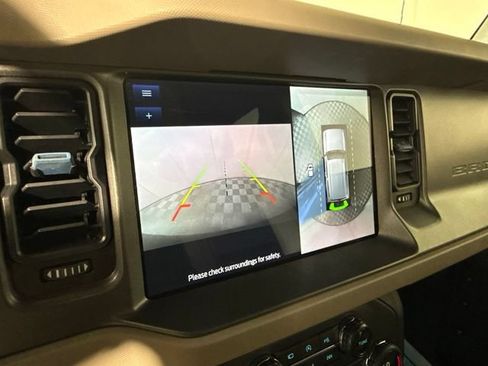 Used 2024 Ford Bronco Wildtrak AWD/4WD image 24