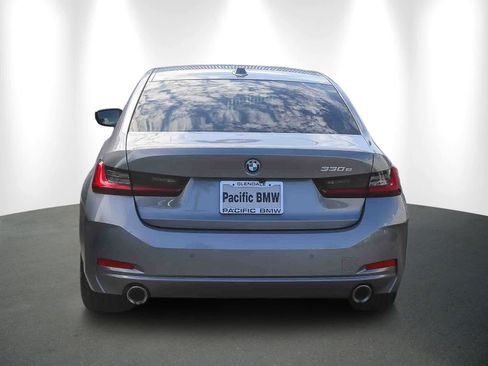 Certified 2023 BMW 330e w/ Driving Assistance Package image 5