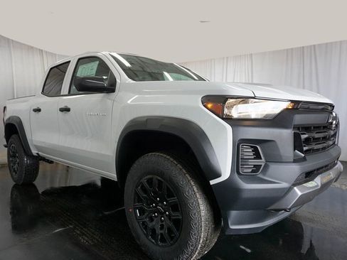 New 2025 Chevrolet Colorado Trail Boss image 2