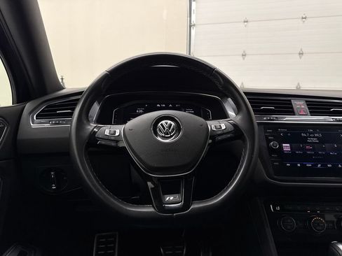 Used 2021 Volkswagen Tiguan SEL Premium R-Line AWD/4WD image 16