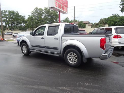 Used 2015 Nissan Frontier SV w/ SV Value Truck Package image 11