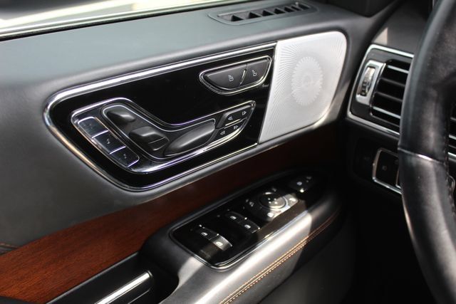 Certified 2023 Lincoln Navigator Black Label AWD/4WD image 23