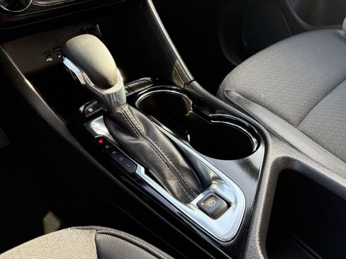 Used 2025 Buick Encore GX Preferred image 39