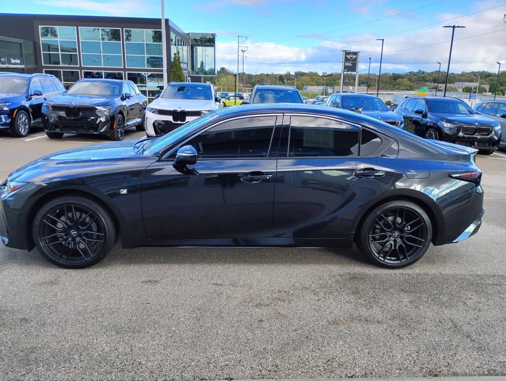 Used 2021 Lexus IS 350 F Sport w/ Dynamic Handling Package AWD/4WD image 9