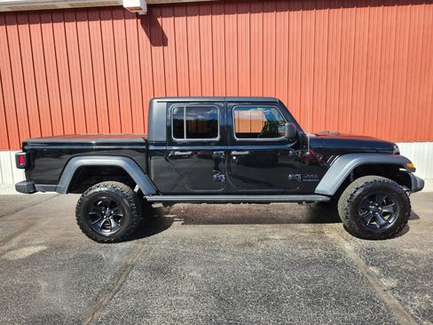Used 2020 Jeep Gladiator Sport w/ Quick Order Package 24S image 5