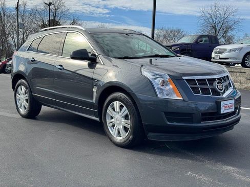 Used 2010 Cadillac SRX Luxury image 2