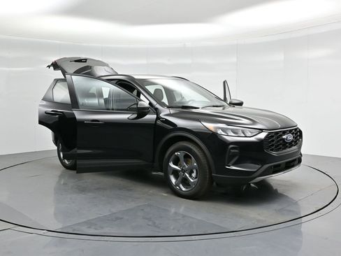 New 2025 Ford Escape ST-Line w/ Tech Pack #1 image 30