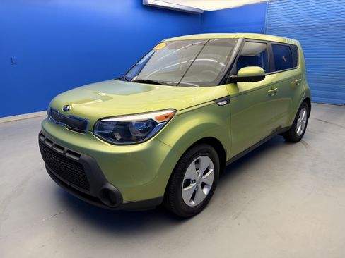 Used 2014 Kia Soul FWD image 4