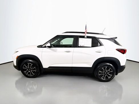 Used 2022 Chevrolet TrailBlazer ACTIV w/ Technology Package image 4