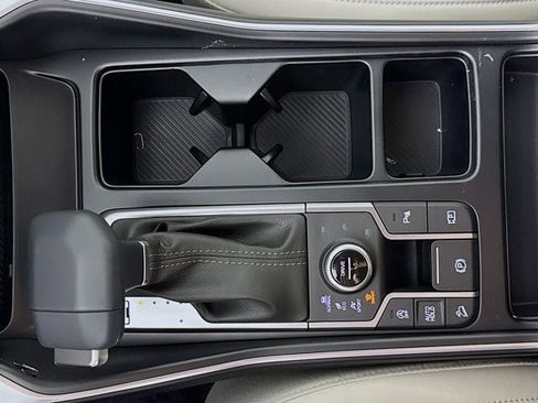 New 2026 Kia Sorento S image 18
