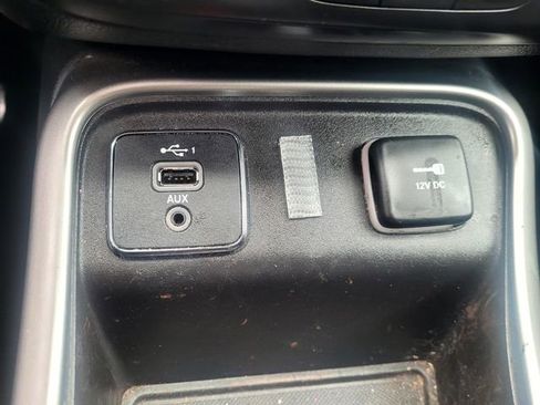 Used 2020 Jeep Compass Latitude w/ Popular Equipment Group image 21