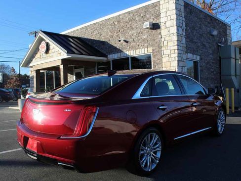 Used 2019 Cadillac XTS Luxury image 5