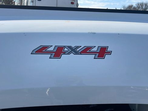 Used 2015 Chevrolet Silverado 3500 W/T image 8