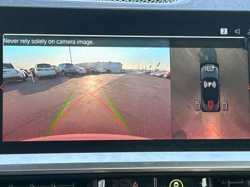 Used 2022 BMW M440i Convertible w/ Premium Package image 15