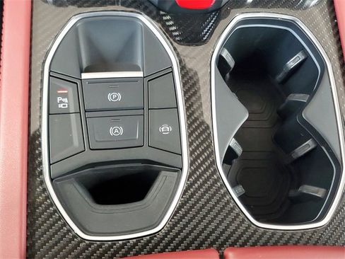 Used 2022 Lamborghini Urus image 27