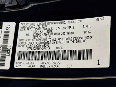 Used 2023 Toyota Tundra SR5 w/ SR5 Convenience Package AWD/4WD image 27