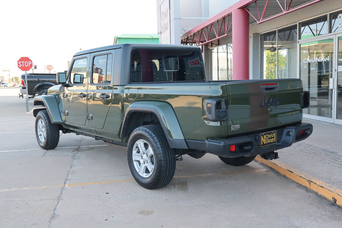 Used 2022 Jeep Gladiator Sport AWD/4WD image 7