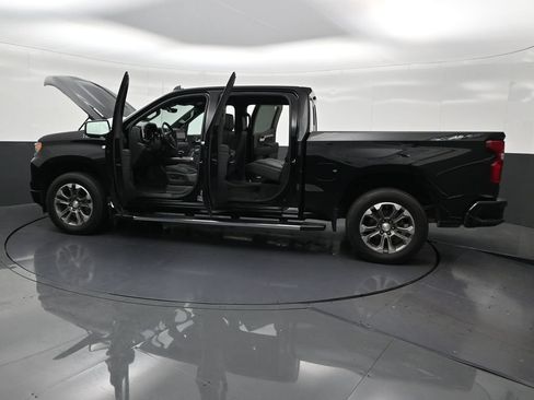 Used 2023 Chevrolet Silverado 1500 High Country w/ Technology Package RWD image 34