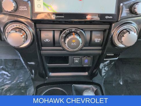 Used 2023 Toyota 4Runner TRD Off-Road Premium w/ Moonroof Package AWD/4WD image 19