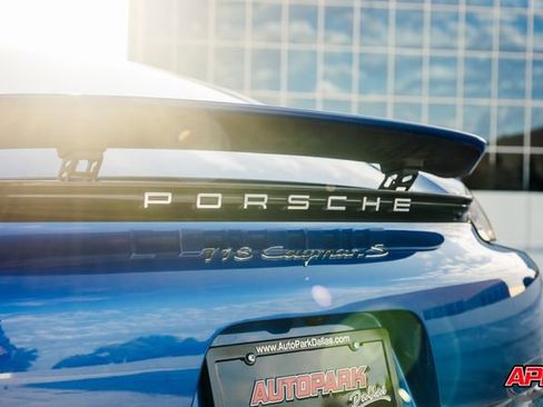 Used 2017 Porsche 718 Cayman S image 35