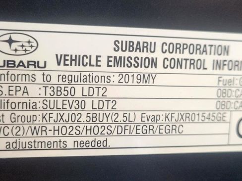 Used 2019 Subaru Forester Premium w/ All-Weather Package image 37