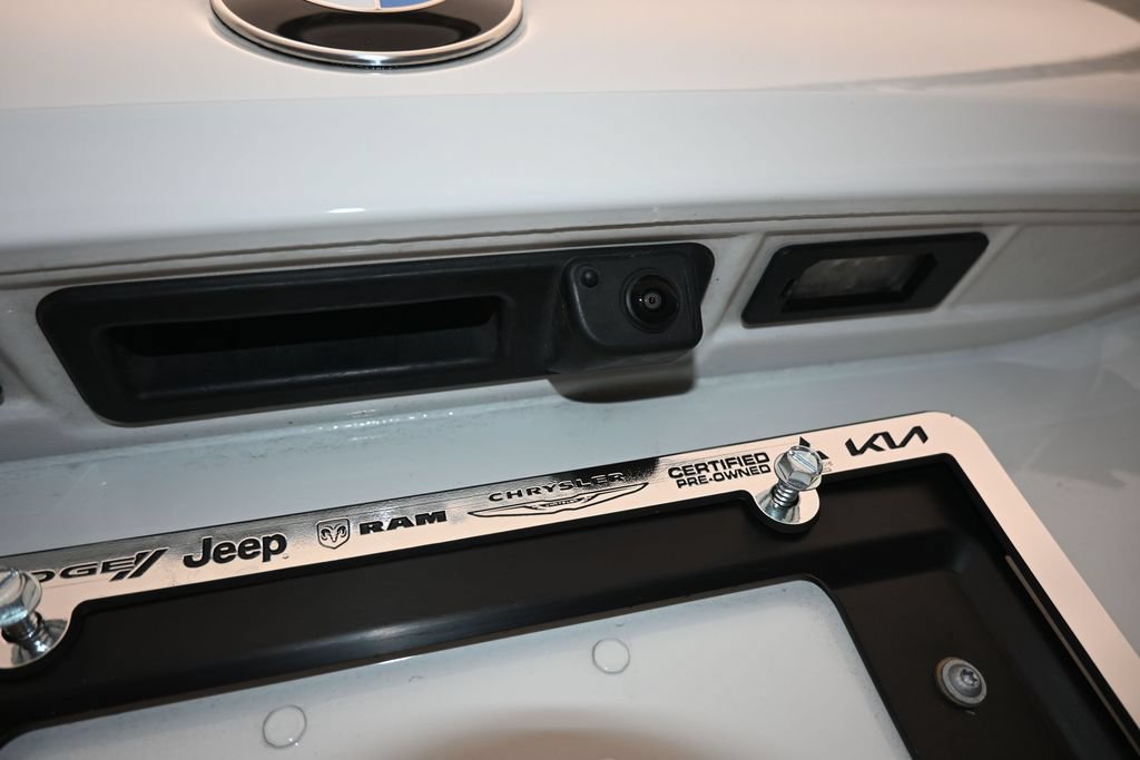 Used 2027 BMW 530i RWD image 43