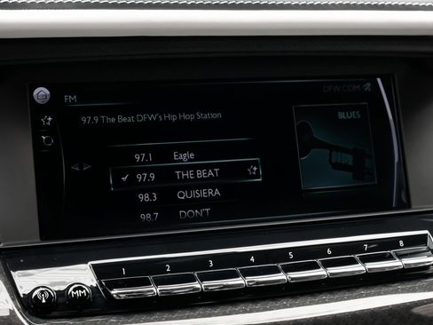 Used 2022 Rolls-Royce Cullinan Black Badge image 22