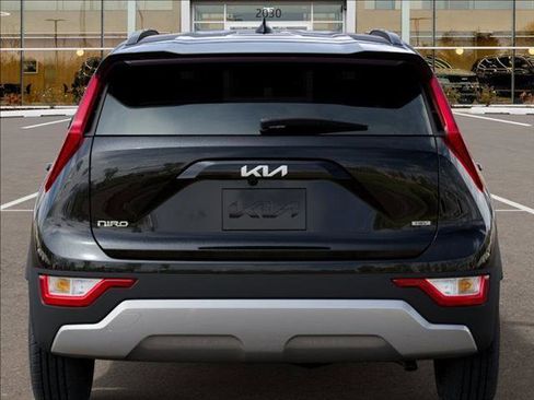 New 2025 Kia Niro EX image 13
