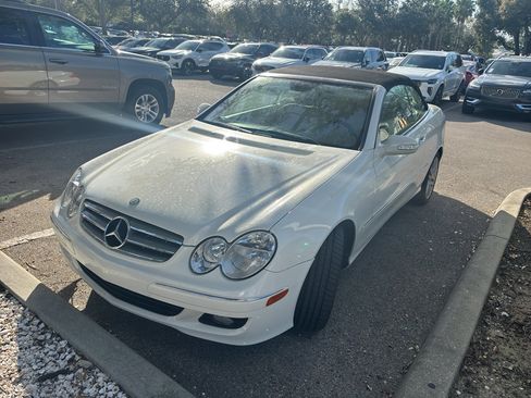 Used 2009 Mercedes-Benz CLK 350 Cabriolet image 2