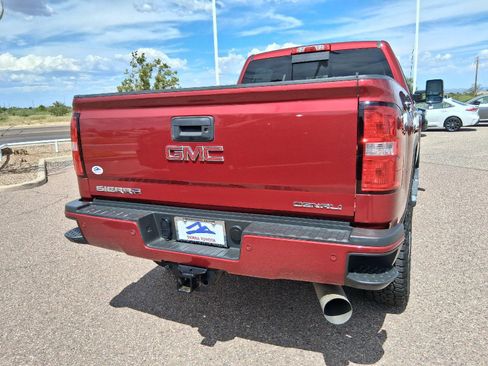 Used 2018 GMC Sierra 2500 Denali w/ Duramax Plus Package AWD/4WD image 13