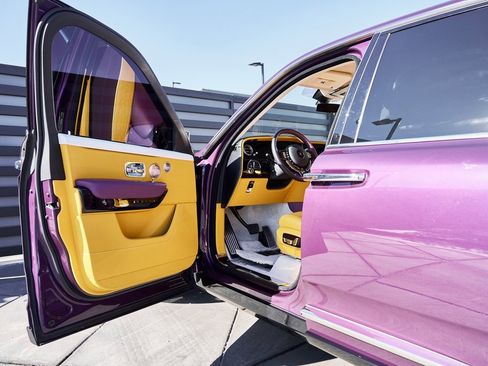 Used 2025 Rolls-Royce Cullinan image 33