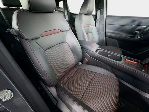 New 2026 Nissan Kicks SR FWD image 24