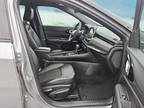 Used 2023 Jeep Compass Trailhawk image 13