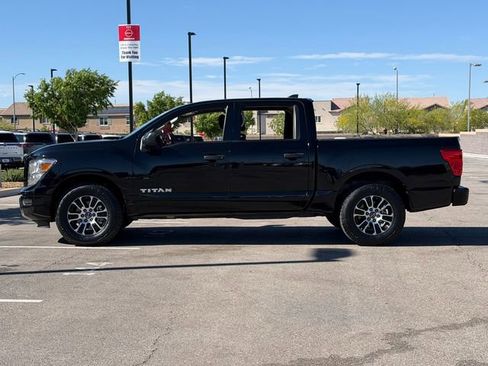 Certified 2023 Nissan Titan SV RWD image 2