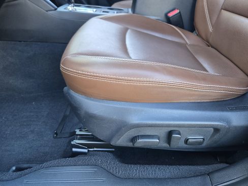 Used 2018 Subaru Outback 3.6R Touring image 35