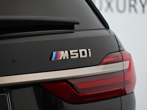 Used 2021 BMW X7 M50i w/ Cold Weather Package AWD/4WD image 15