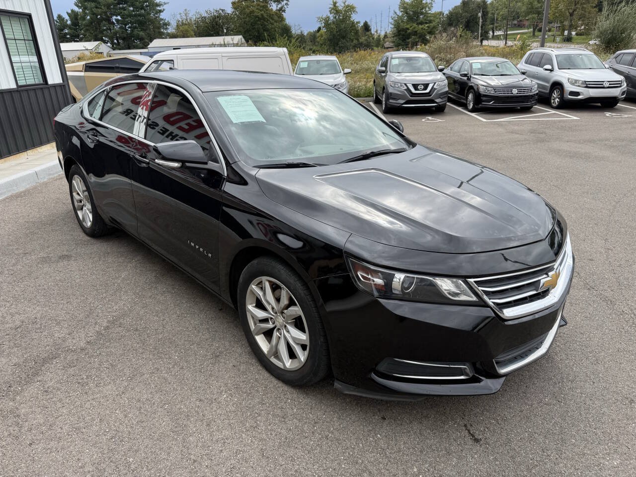 Used 2017 Chevrolet Impala LT FWD image 5