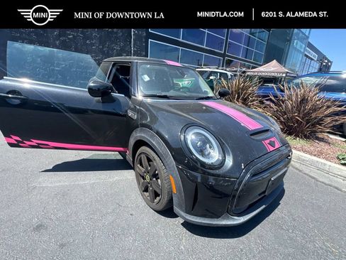 Used 2024 MINI Cooper SE FWD image 1