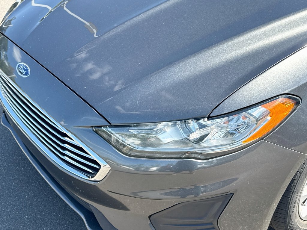 Used 2020 Ford Fusion SE FWD image 41